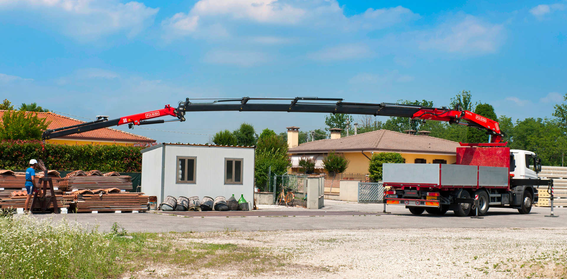 Fassi-truck-crane-F26A-active
