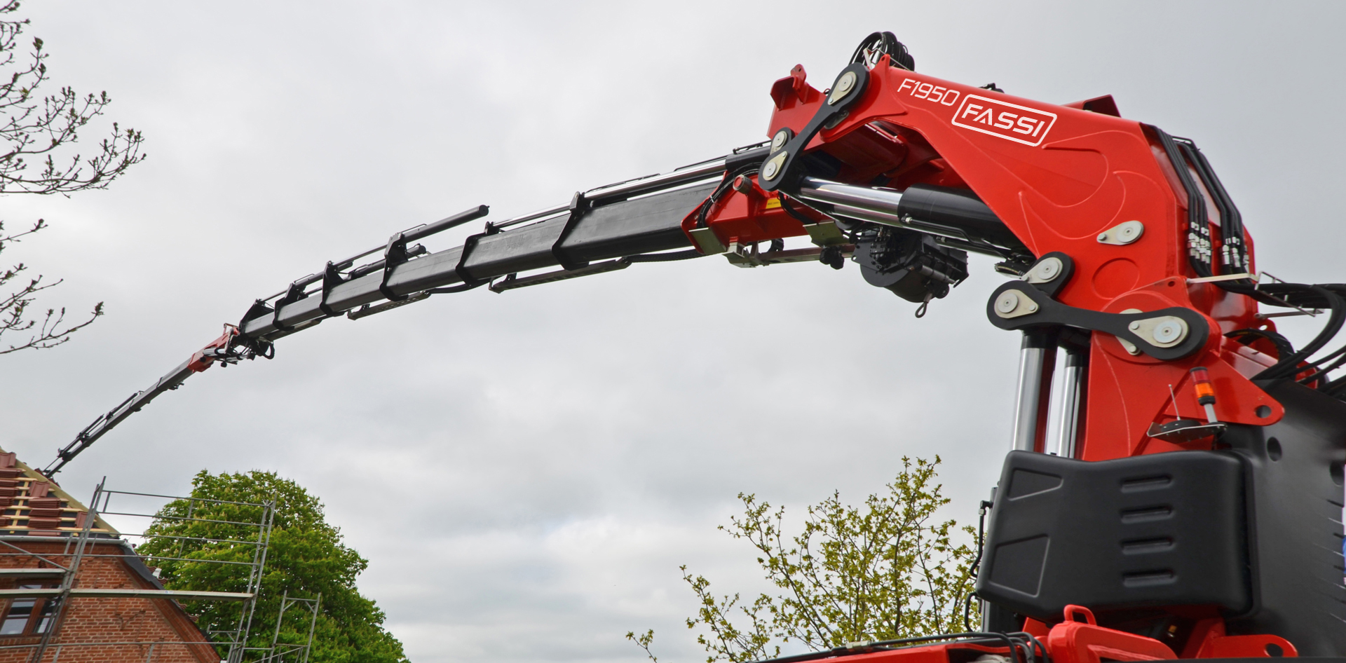 Fassi-truck-crane-F26A-active