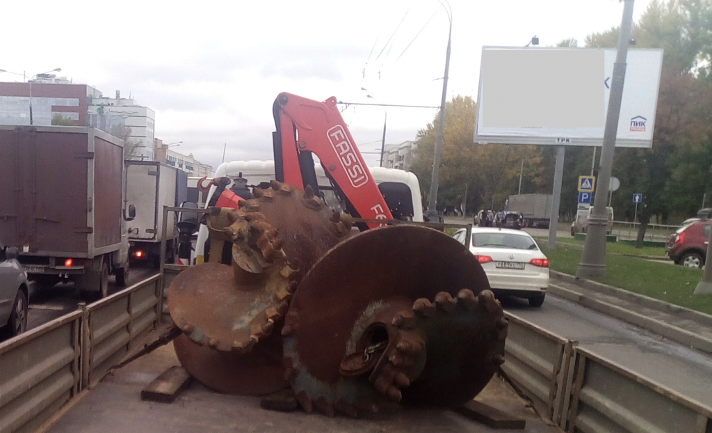 ФОТО ДНЯ: "мы просто ищем нефть, и станет все возможно"