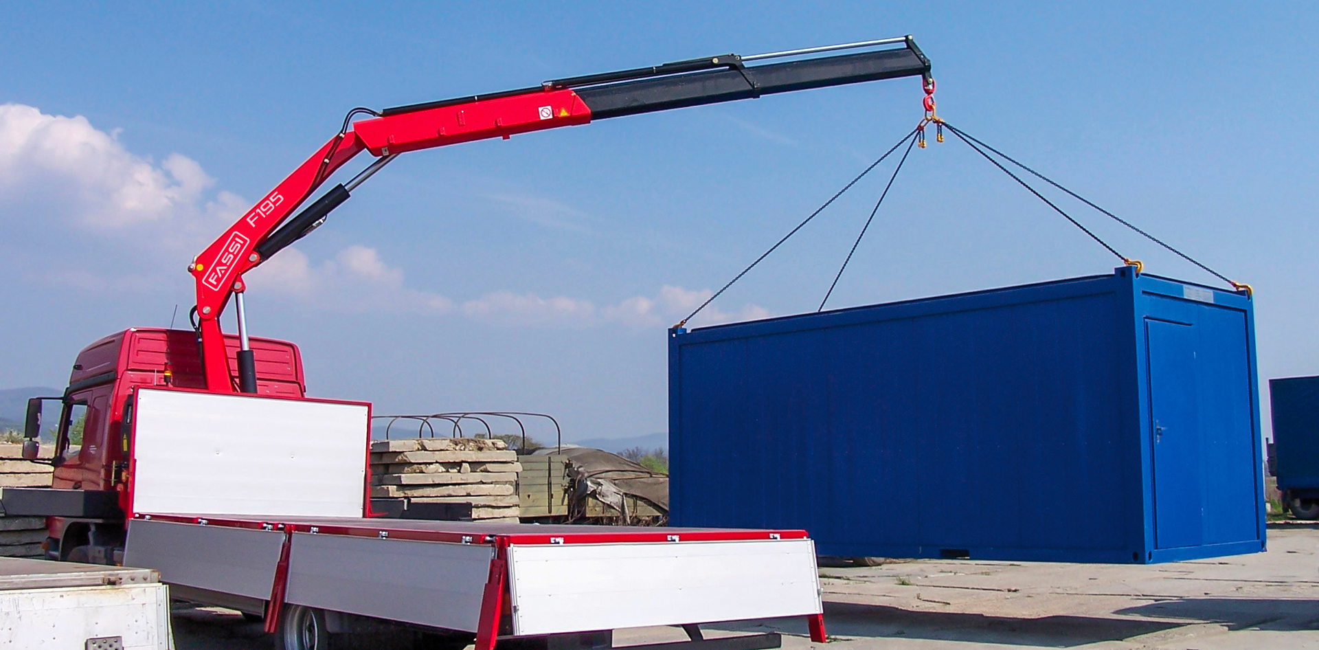 Fassi-truck-crane-F26A-active